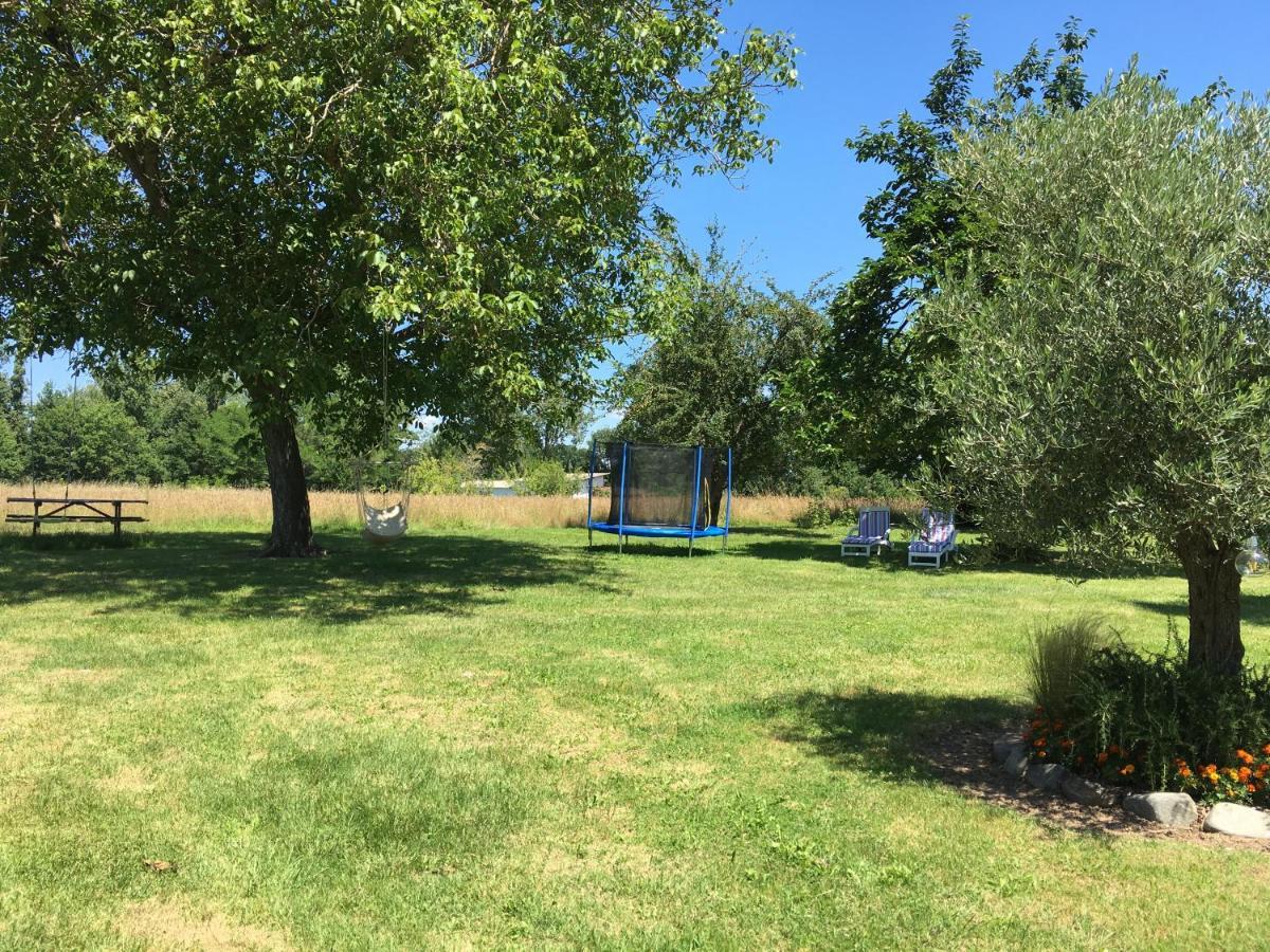 Gites Clodeguy No 2 Saint-Sylvestre-sur-Lot Екстер'єр фото