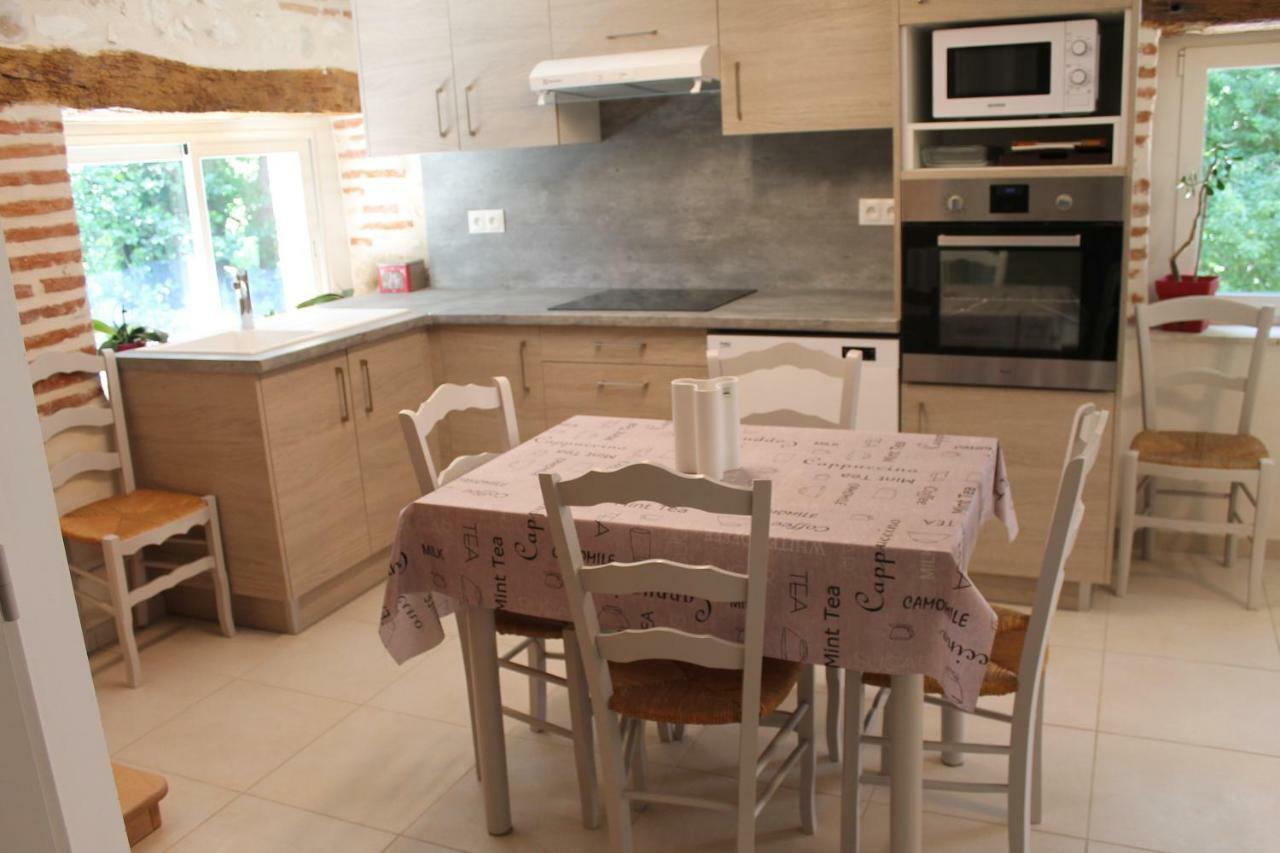 Gites Clodeguy No 2 Saint-Sylvestre-sur-Lot Екстер'єр фото