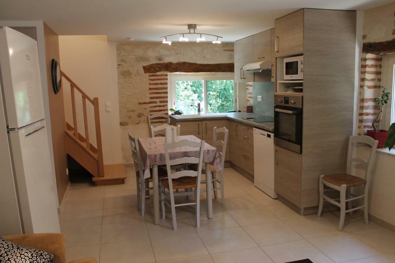 Gites Clodeguy No 2 Saint-Sylvestre-sur-Lot Екстер'єр фото